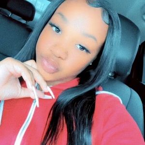 Meet your Posher, Imani